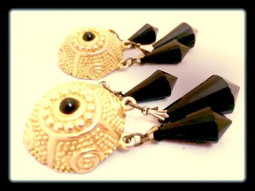 Etruscan Golden Black Dangling Crystals Clip on Earrings Vintage Jewelry ESPOSITO