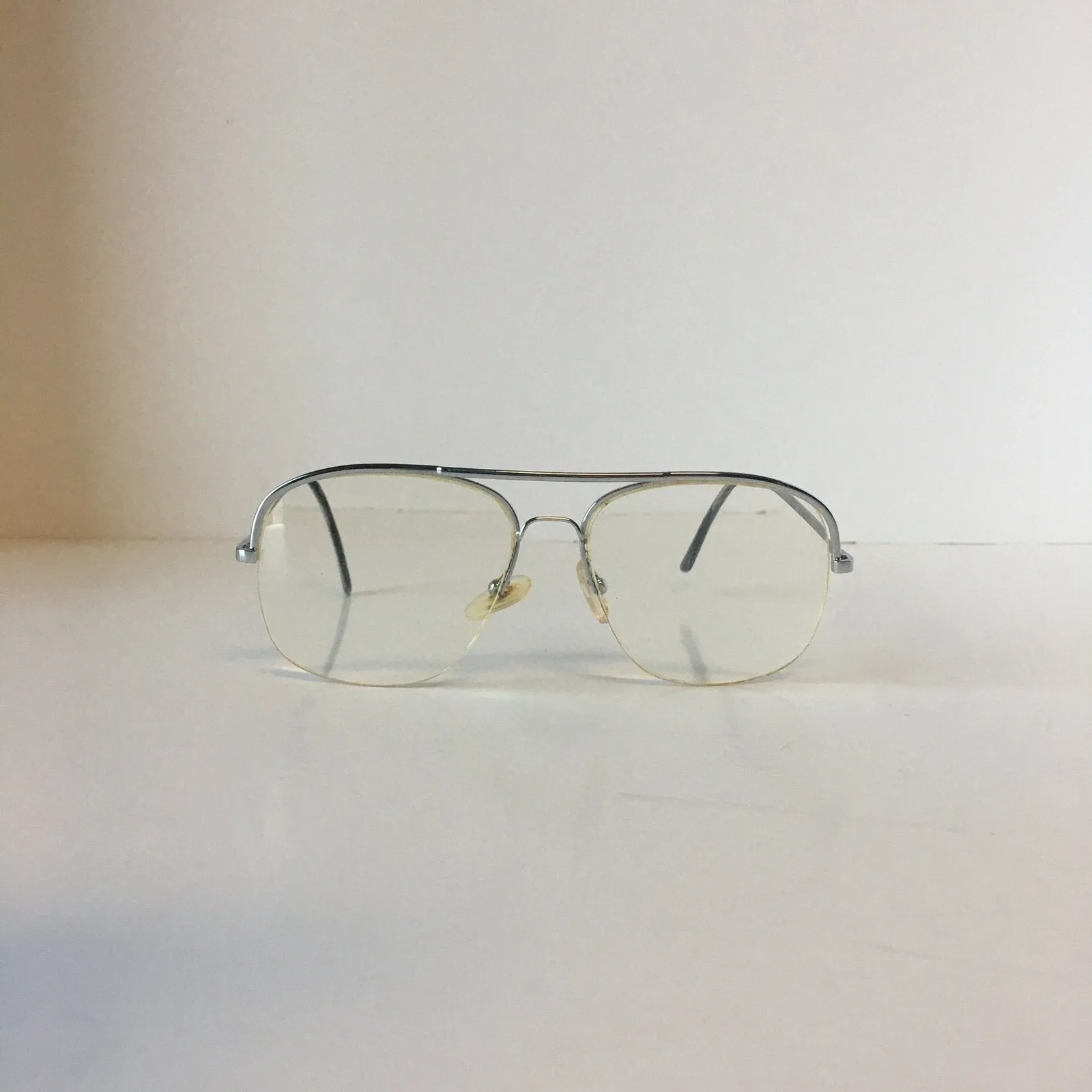 Retro Chic: Authentic Vintage Eyewear with Silver Metal Frame